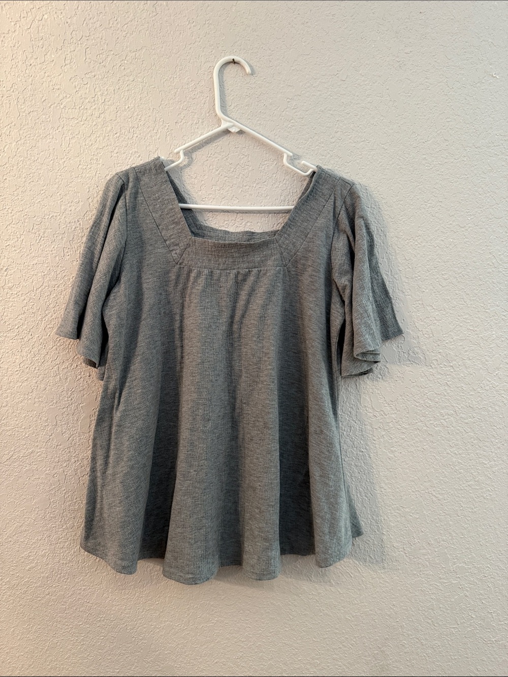 Square-Neck Flutter Sleeve Tunic Top - Gray